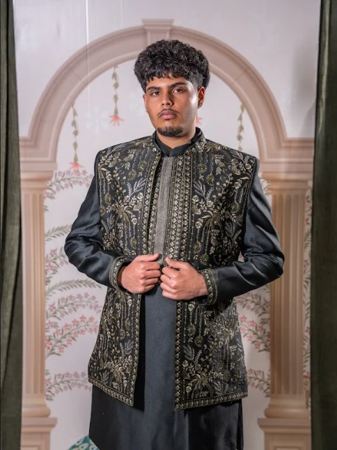 EMERALD NOIR MAHARAJA VEST SET