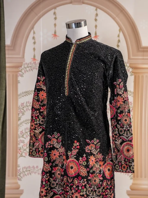 SUNEHRI BAGH BLACK VELVET KURTA SET