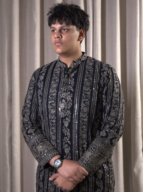 ROYAL BLACK RESHAM EMBELLISHED KURTA