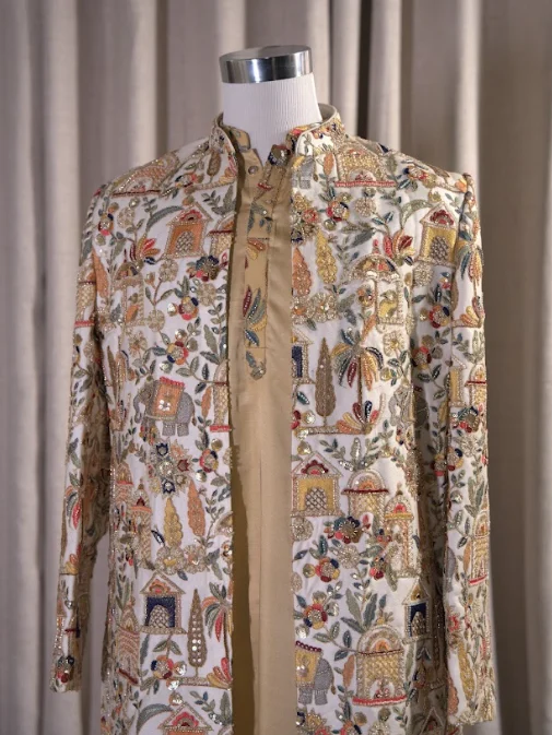 VINTAGE MUGHAL ART KURTA SET