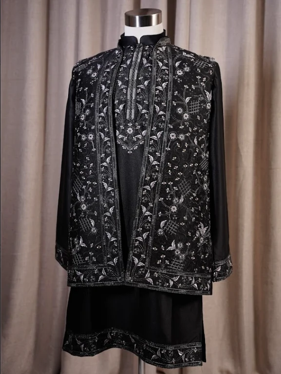NOIR PRESTIGE LAYEDED OUTFIT